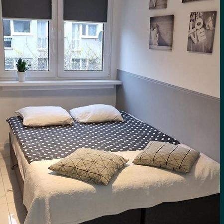 Appartamento Nighthost Robotnicza 32 M248 Wroclaw Free Parking Esterno foto